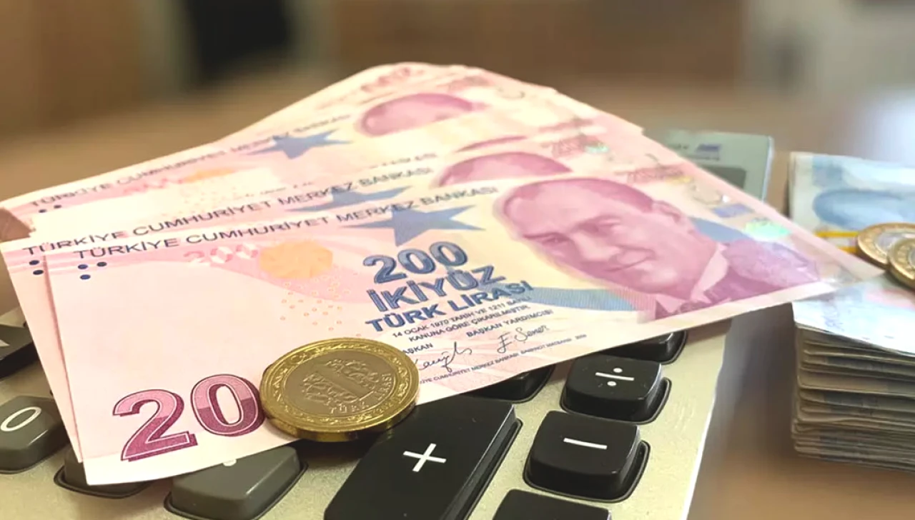 1999-2008 SGK Girişlilere 4500 Gün Müjdesi! 7000 Günü Dolduramayanlar da Emekli Olabiliyor: İşte Şartlar