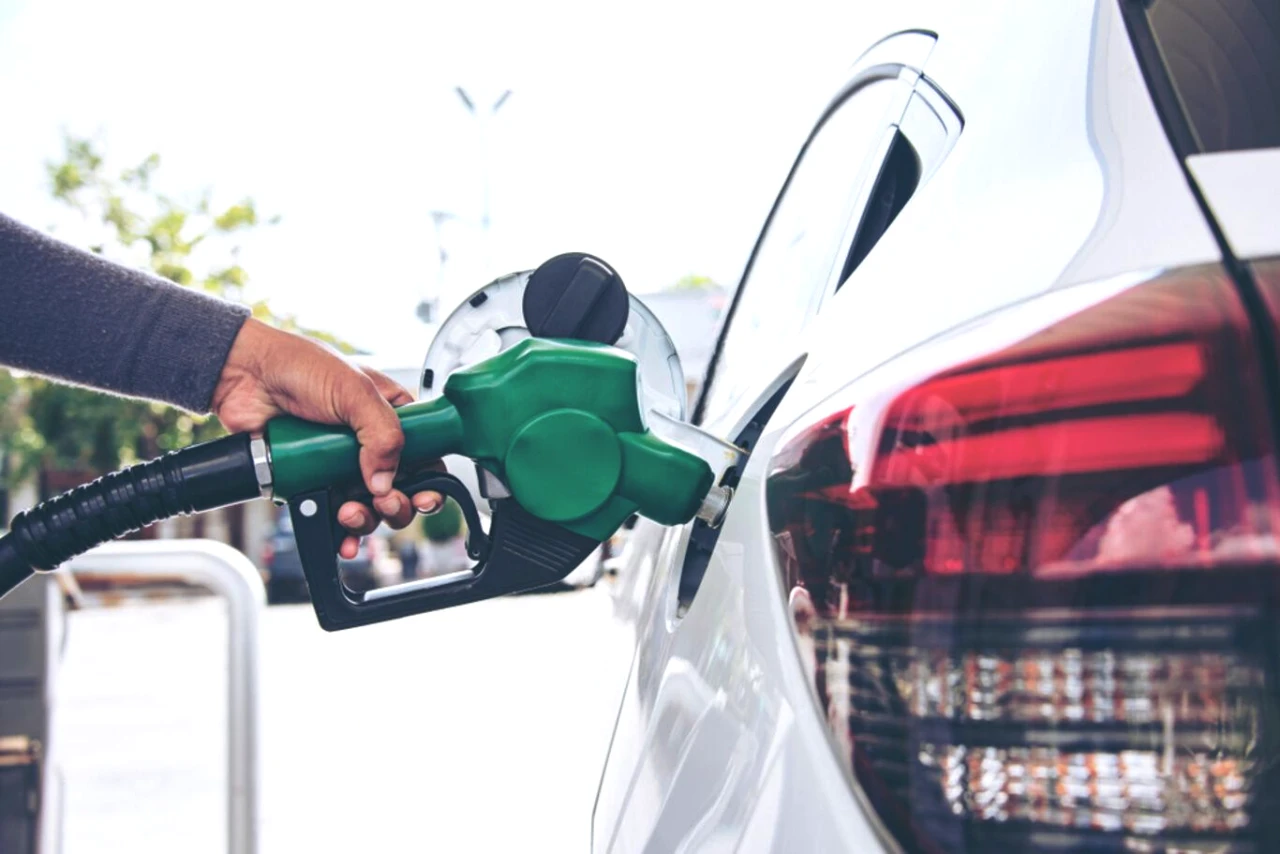Eşel Mobil Yarın Bitiyor! Benzinde 12,48 TL'lik Zam Riski