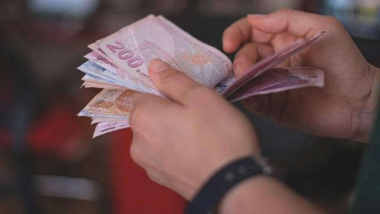 Vatandaşlık Maaşında Şartlar Belli Oldu! Gelir Sınırı 23 Bin 552 TL
